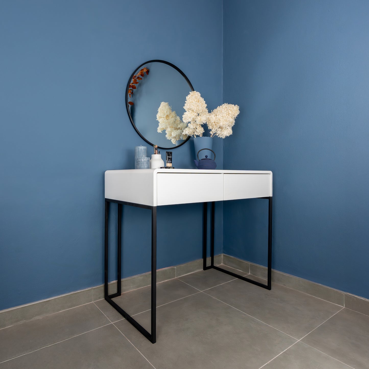 Freestanding Desk / Dressing Table with drawers
