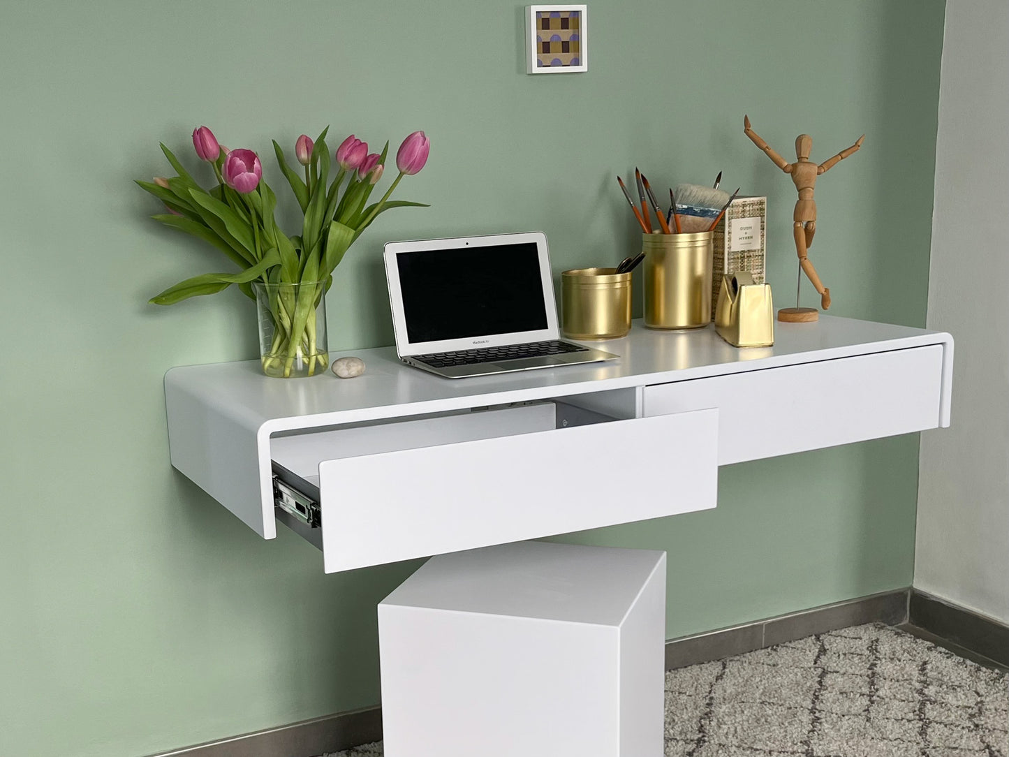 Floating desk / dressing table with drawers