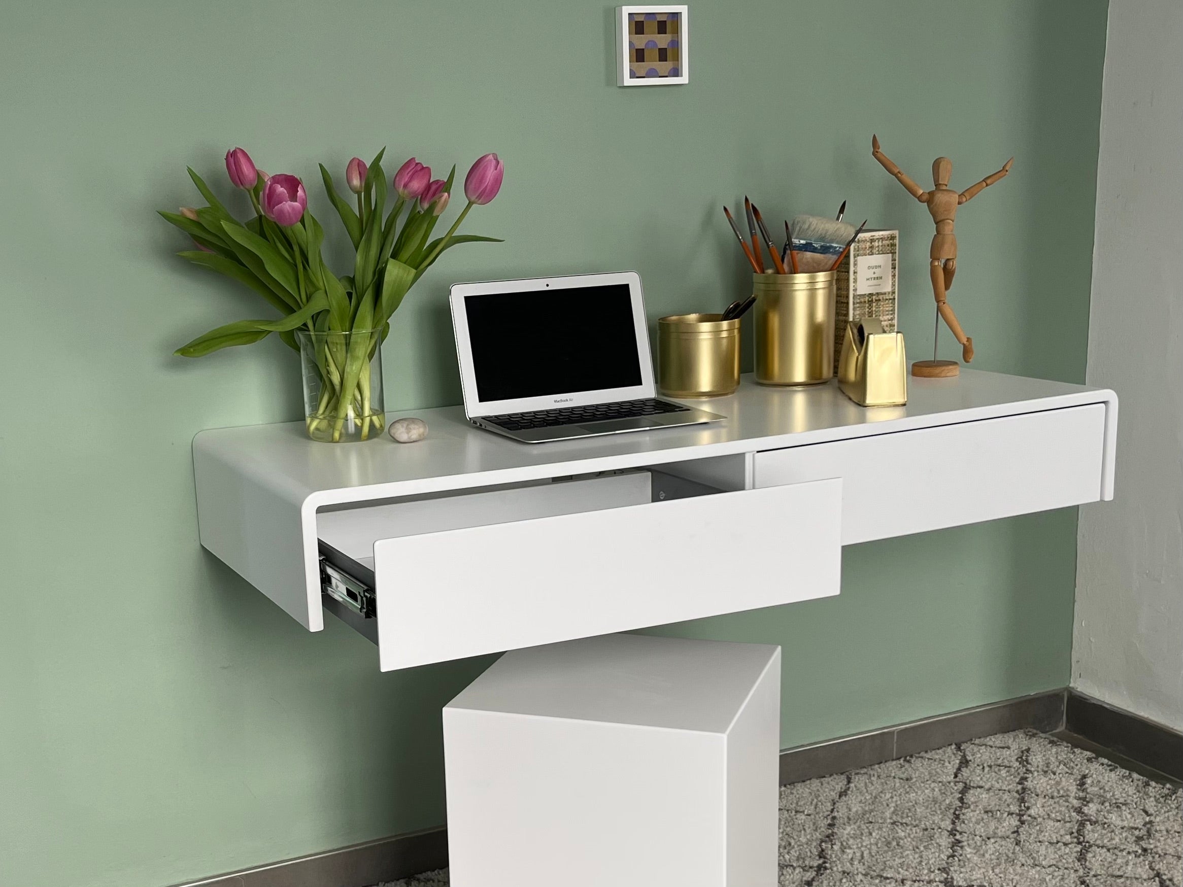 Floating desk with drawers – Ode Zen
